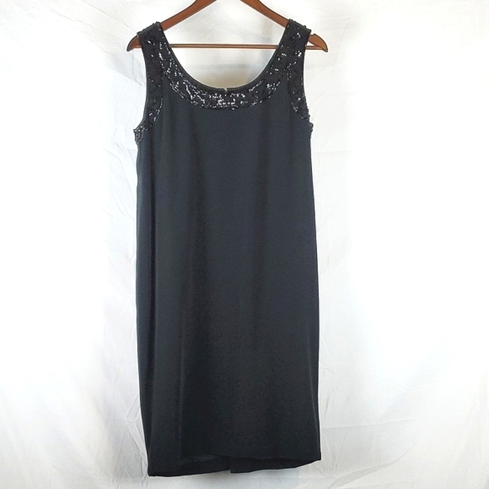 Vintage Fabrice Silhouette Black Dress‎